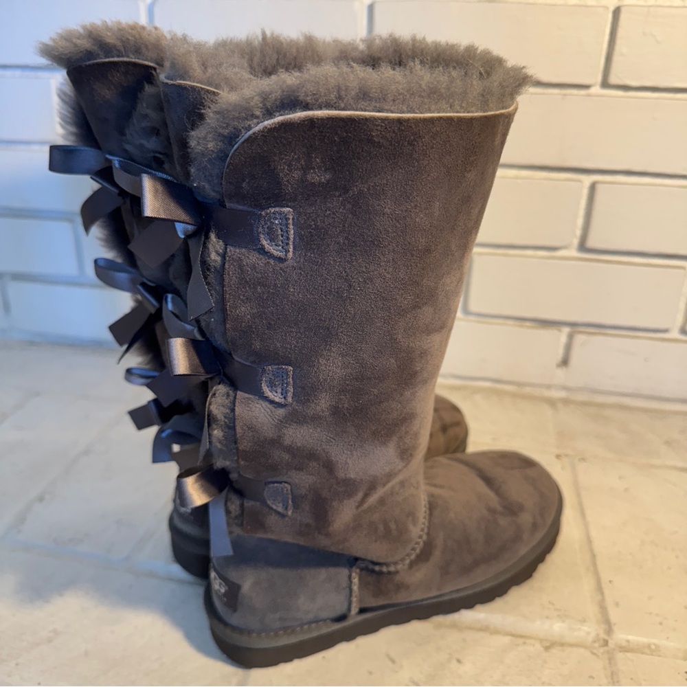 UGG Women's Bailey Bow Winter Boot Size 8 UGG S/N 1007308 - Picture 5 of 11